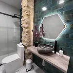 Urban Premium Jacuzzi Estudio Centrico アパート